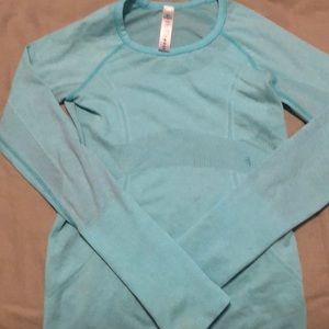 90 Degrees shirt. Like Ivivva.